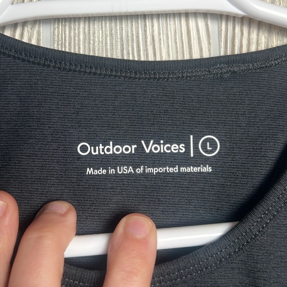 Outdoor Voices  Athena Crop Top Charcoa Color Size Large NWT - Picture 3 of 5